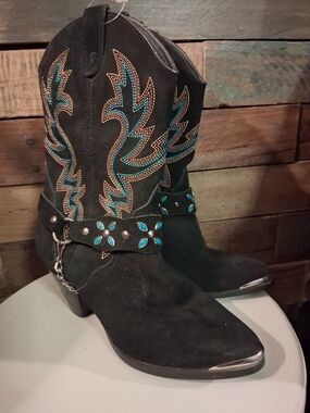 dingo Black Suede Western Heeled Boots with Turquoise Stitching and Studs